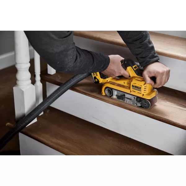 Aku bezuhlíková pásová bruska 18V bez aku DeWALT DCW220N