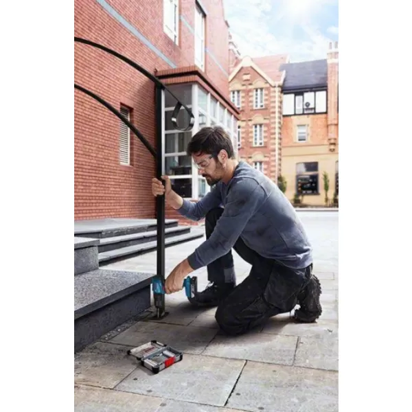 Akumulátorový kombinovaný skrutkovač Bosch GSB 185-LI 0 601 9K3 100