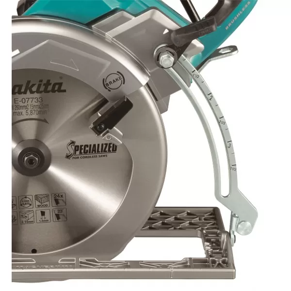 Aku okružní pila 260mm Li-Ion XGT 40V bez aku Makita RS002GZ
