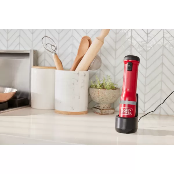 Aku tyčový mixér 7,2V 1x2,0Ah + šlehač - červený Black&Decker BCKM1012KR