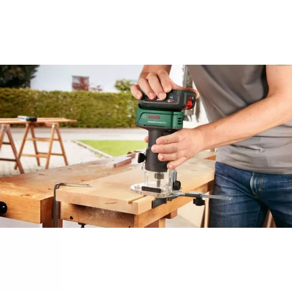 Aku horní frézka Bosch AdvancedTrimRouter 18V-8 0.603.9D5.000
