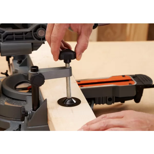 Pokosová pila 1500W Black&Decker BES702