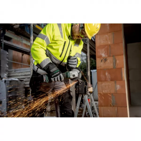 Aku úhlová bruska 18V 2x4,0Ah Metabo 602374510