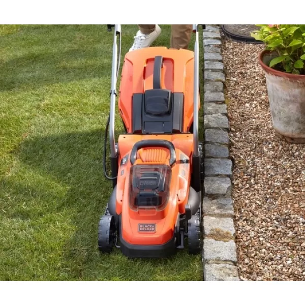 Akumulátorová rotačná kosačka 18V bez akumulátora Black&Decker BCMW3318N