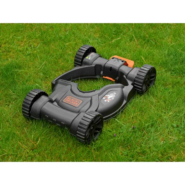 Multifunkční kolový podvozek pro strunové sekačky Multi-Trimmer Black&Decker CM100