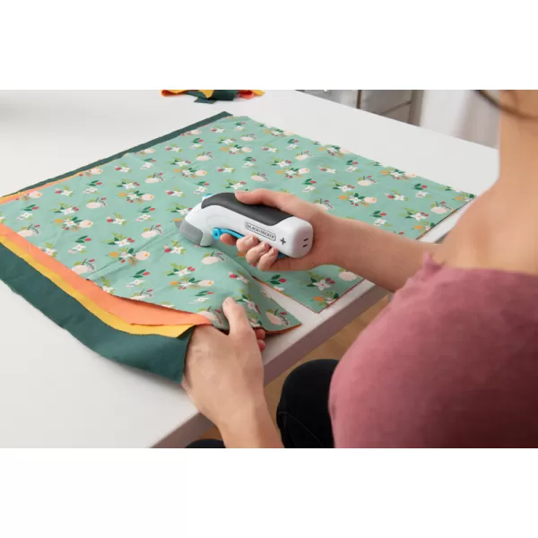 Aku nůžky 3,6V Black&Decker BCSC115