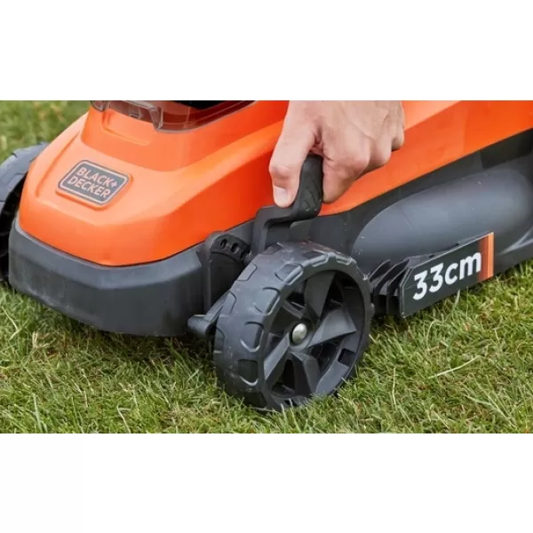 Akumulátorová rotačná kosačka 18V bez akumulátora Black&Decker BCMW3318N