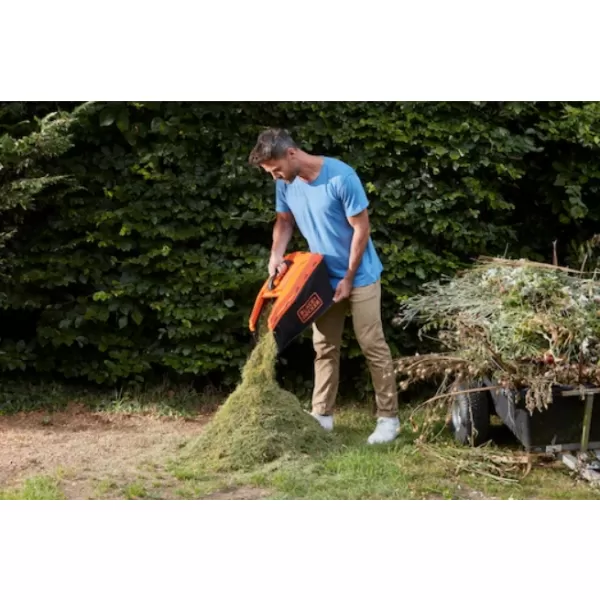 Aku rotační sekačka 18V 2x2,5Ah Black&Decker BCMW3318L2