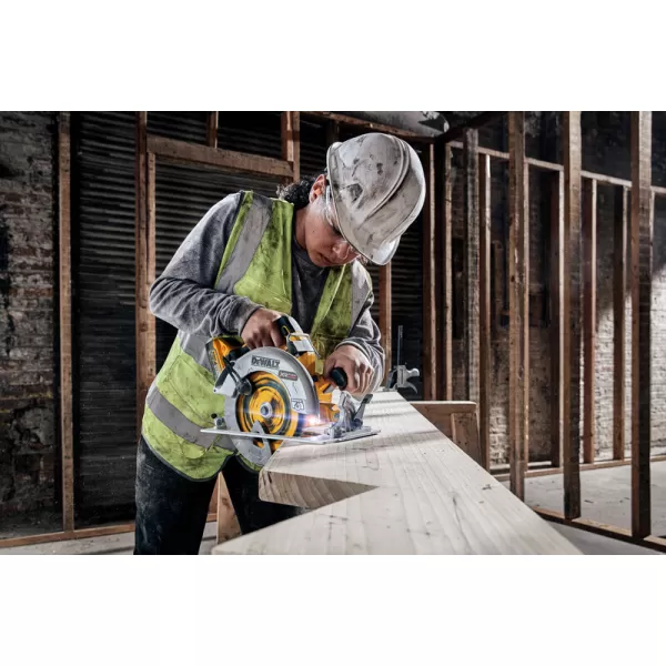 Aku kotoučová pila 18V 2x 5,0Ah XRP DeWALT POWERSTACK DCS573H2T