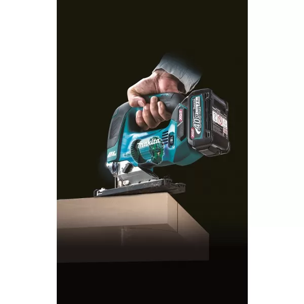 Aku bezuhlíková přímočará pila Li-ion XGT 40V bez aku Makita JV002GZ