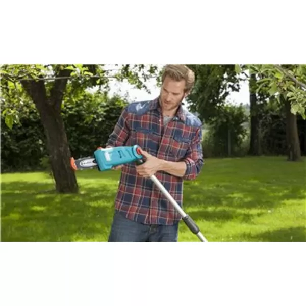 Teleskopická vyvětvovací pilka Gardena TCS 720/20 8868-20