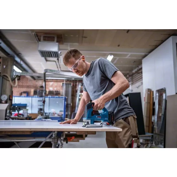 Aku kmitací pila 18V bez aku Bosch GST 18V-155 BC 06015B1000