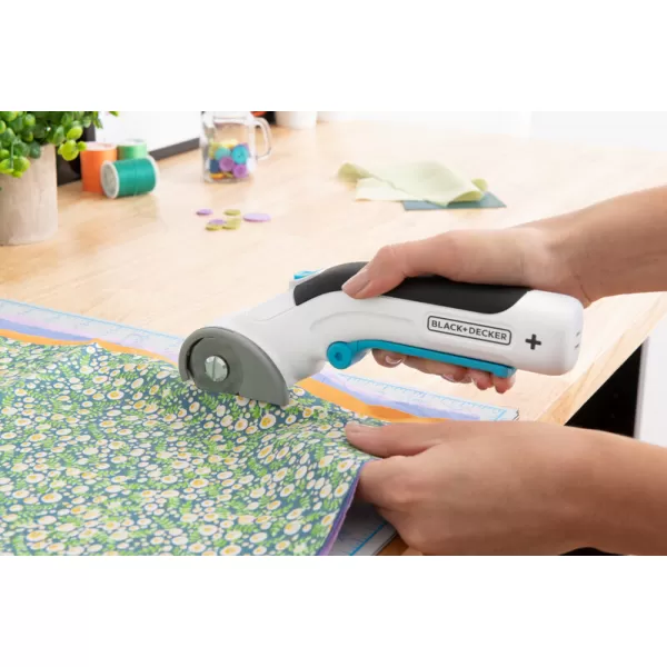 Akumulátorové rotačné nožnice 3,6V Black&Decker BCRC115