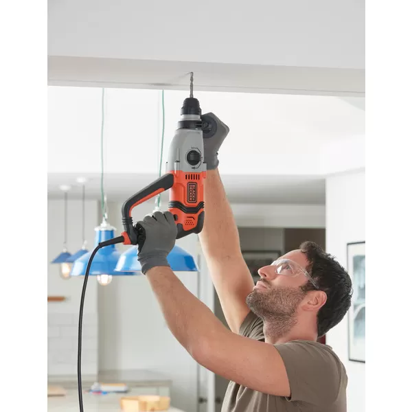 Kombinované kladivo 800W 2,2J v kufru Black&Decker BEHS02K