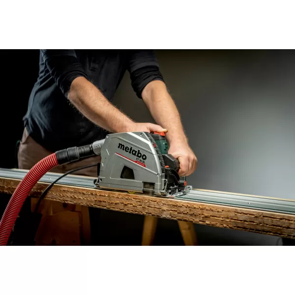 Ruční okružní pila Metabo KT 66 BL 601166000