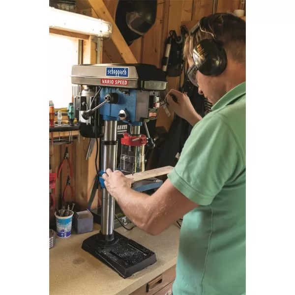 Vertikálna vŕtačka Scheppach DP 19 VARIO s krížovým laserom