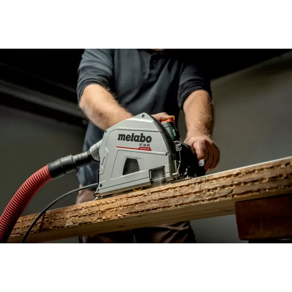 Ruční okružní pila Metabo KT 66 BL 601166000