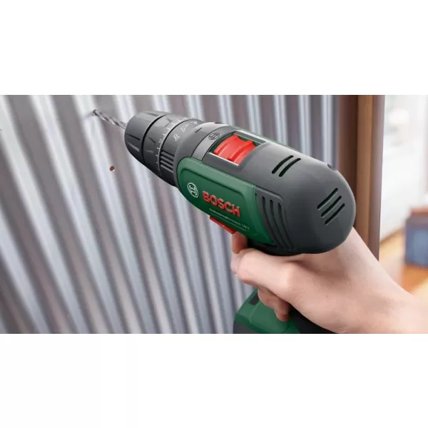 Aku dvourychlostní kombinovaný šroubovák 1x1,5Ah Bosch UniversalImpact 18 06039D4101