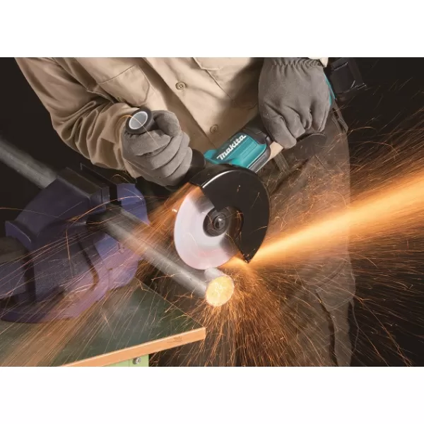 Aku úhlová bruska 150mm Li-ion XGT 40V bez aku Makita GA036GZ