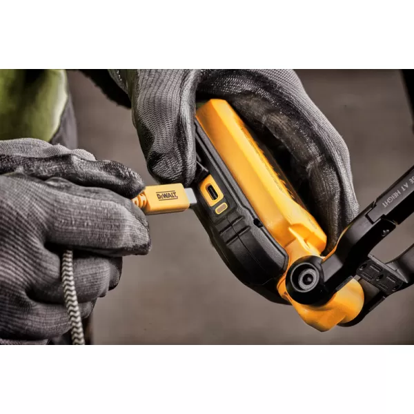 Aku nabíjecí pracovní světlo USB-C DeWALT DCL182