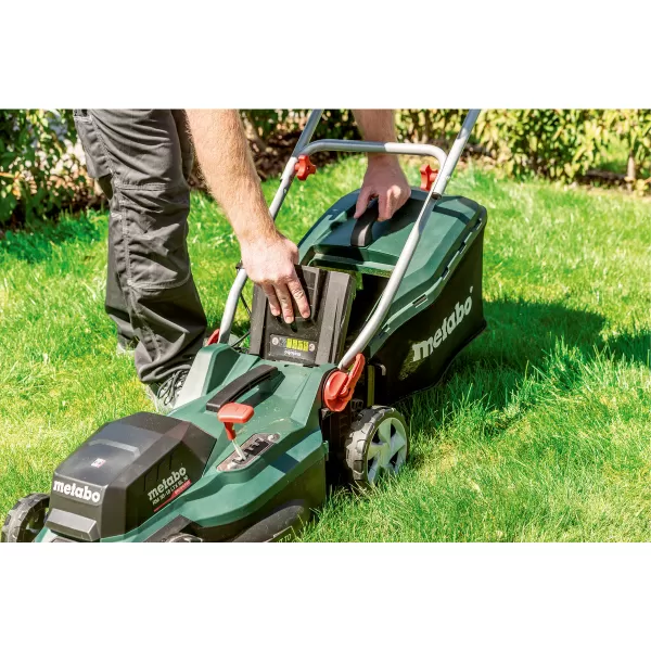 Aku sekačka na trávu 18V/2x5,2Ah RM 36-18 LTX BL 36 Metabo 601716650