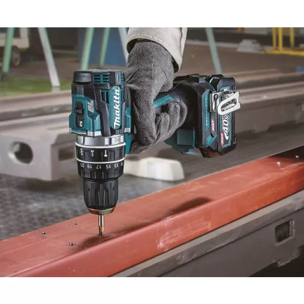 Aku bezuhlíkový příklepový šroubovák Li-Ion XGT 40V bez aku Makita HP002GZ