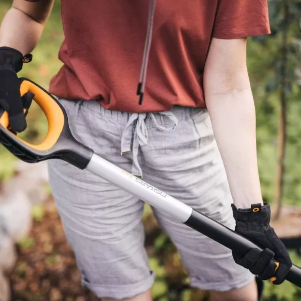 Rýč Xact špičatý, velký Fiskars 1066729