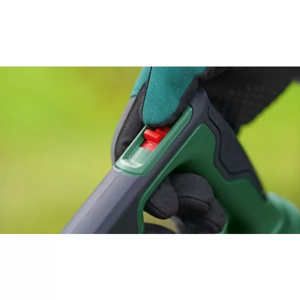 Aku foukač na listí 18V 1x2,5Ah Bosch UniversalLeafBlower 18V-130 06008A0600
