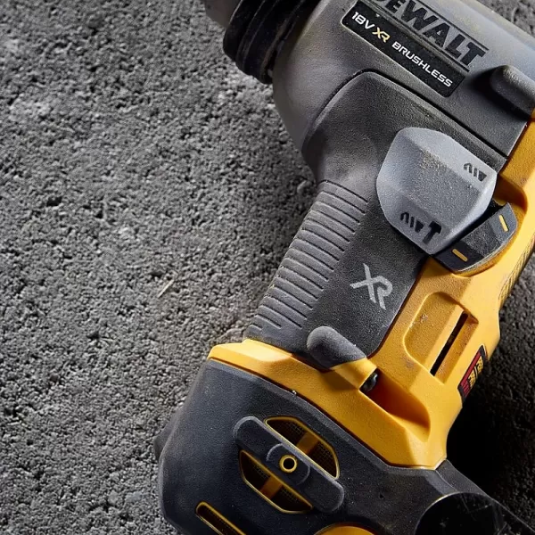 Aku vrtací kladivo 18V bez aku DeWALT DCH172NT