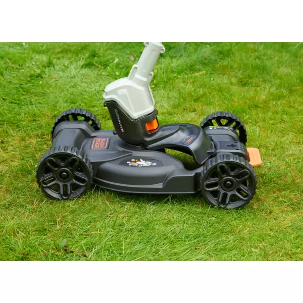 Multifunkční kolový podvozek pro strunové sekačky Multi-Trimmer Black&Decker CM100