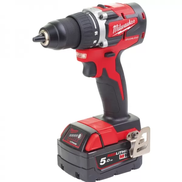 Aku kompaktní bezuhlíkový vrtací šroubovák M18™ 18V/2x5,0Ah Milwaukee M18CBLDD-502C