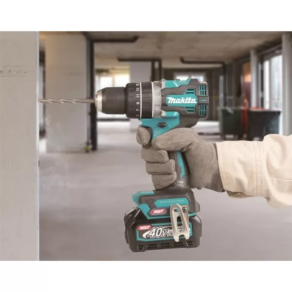 Aku bezuhlíkový příklepový šroubovák Li-Ion XGT 40V/2x2,0 Ah Makita HP002GA201