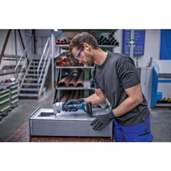Aku prostřihovač Bosch GNA 18V-16 E 0601529601