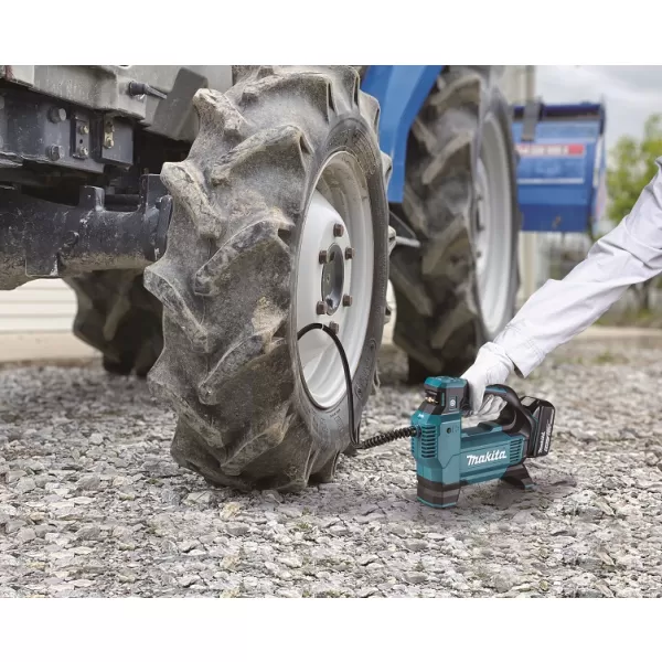 Batériový kompresor Li-ion LXT 18V bez batérie Makita DMP181Z