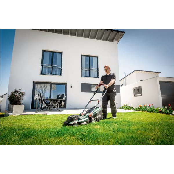 Aku sekačka na trávu 18V/2x5,2Ah RM 36-18 LTX BL 36 Metabo 601716650