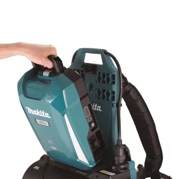 Aku zádový ofukovač Li-ion XGT 40V, externí zdroj bez aku Makita UB002CZ02