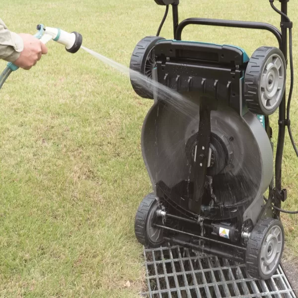 Aku sekačka s pojezdem 530mm Li-ion XGT 40V bez aku Makita LM002GZ