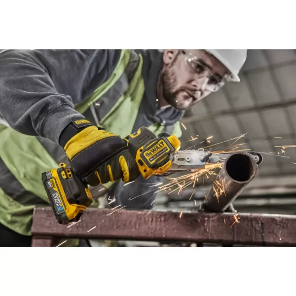 Aku prstová bruska POWERSTACK 18V 2x1,7Ah DeWALT DCM200E2T