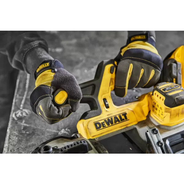 Aku pásová pila 18V bez aku DeWALT DCS378N
