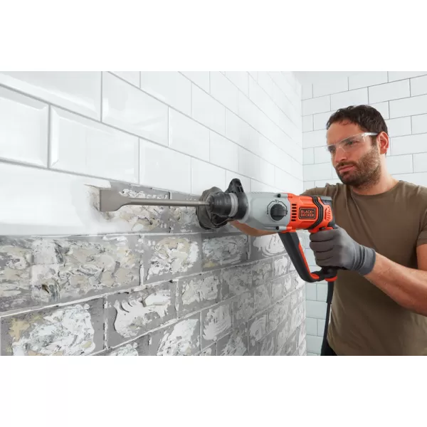 Kombinované kladivo 800W 2,2J v kufru Black&Decker BEHS02K