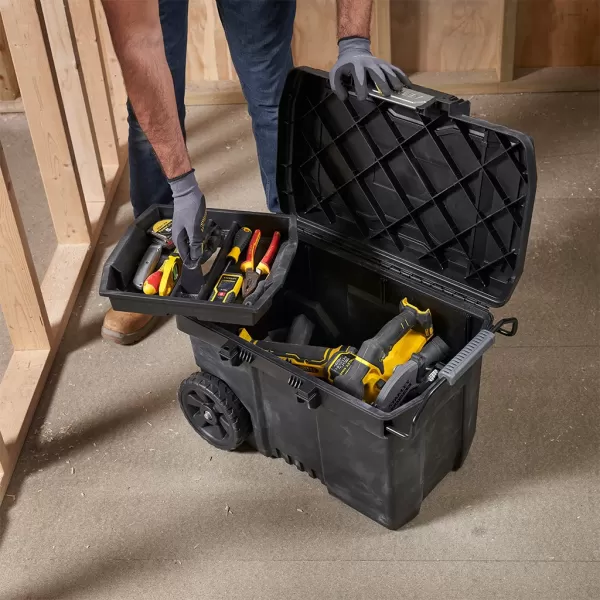 Pojízdná truhla na nářadí se západkou PRO ONE TOUCH STANLEY STST33090-1
