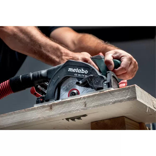 Aku ruční okružní pila 18V bez aku + vodicí lišta Metabo KS 18 LTX 57 + FS 160 691065000
