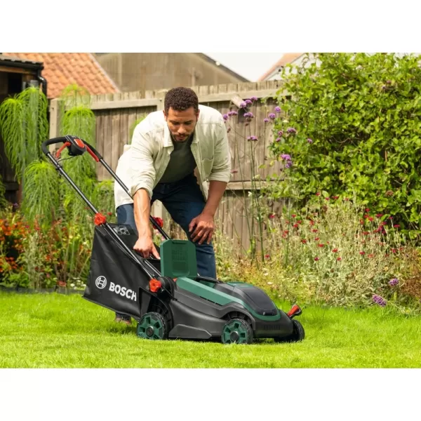 Aku sekačka 18V bez aku Bosch Rotak 18V2-38 06008B9M01