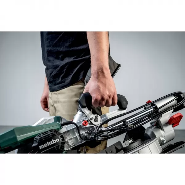 Kapovacia píla KGSV 254 MC Metabo 615254000