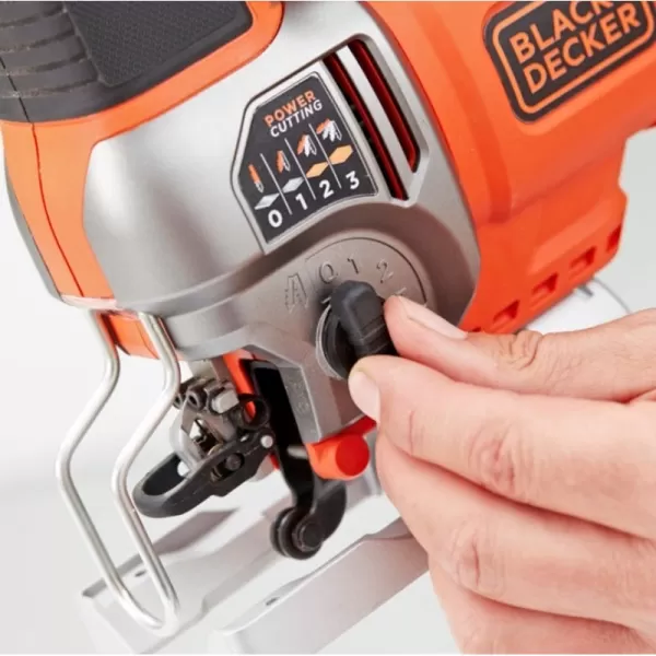 Přímočará pila 650W s příslušenstvím Black&Decker BES610KA5