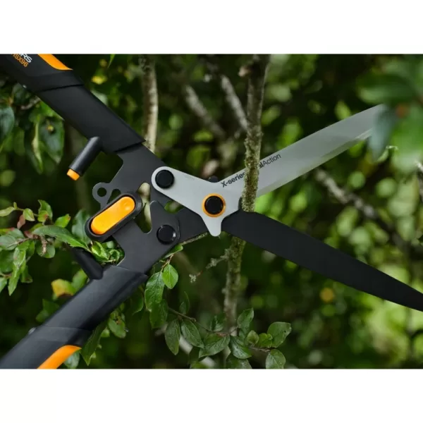 Nůžky na živý plot DualAction™ HSX96 Fiskars