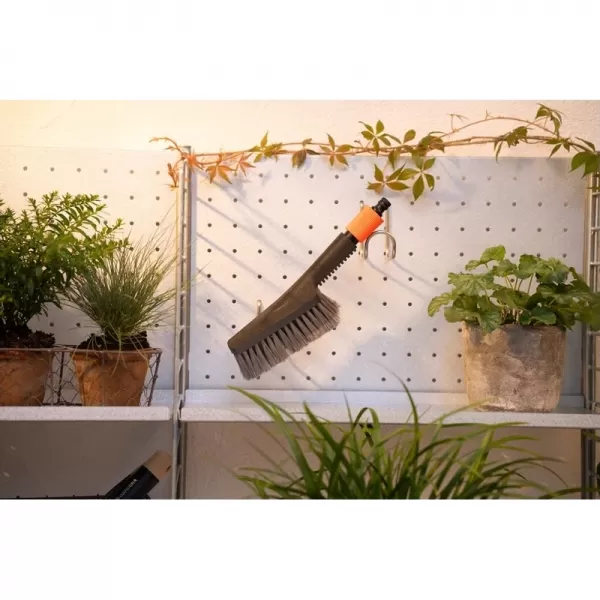 CleanSystem Kartáč ruční S měkký na zahradní nábytek + násada Gardena 18862-20