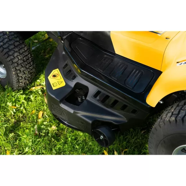 Trávny traktor so zadným vyhadzovaním a mechanickou prevodovkou 86 cm Riwall RLT 86 TRD