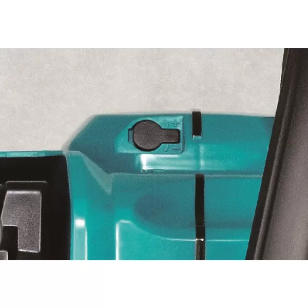 Aku řetězová pila 400 mm Li-ion XGT 40V bez aku Makita UC023GZ