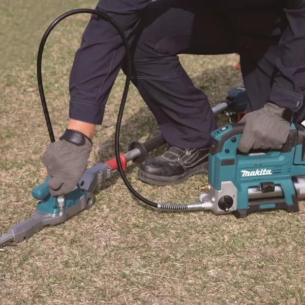 Aku plotostřih Li-ion XGT 40V bez aku Makita UN001GZ